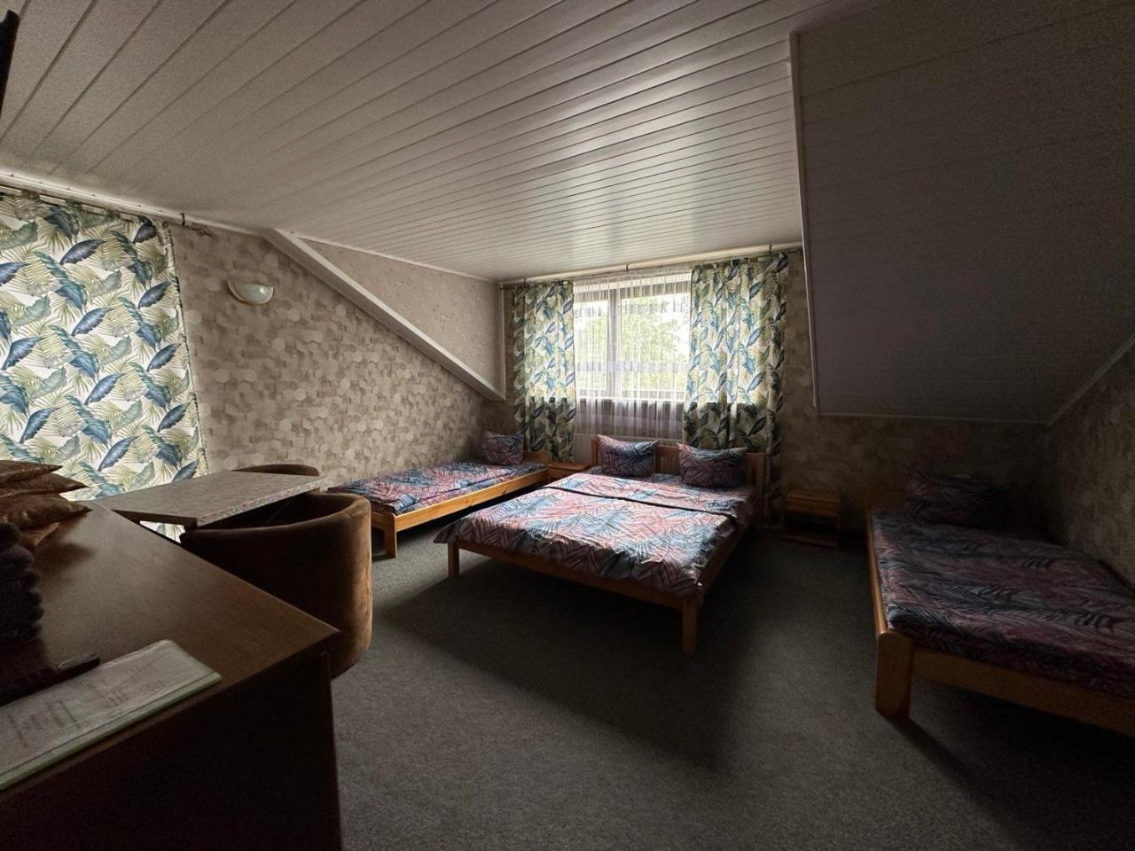 Guest House Villa Arkadia Warschau Buitenkant foto