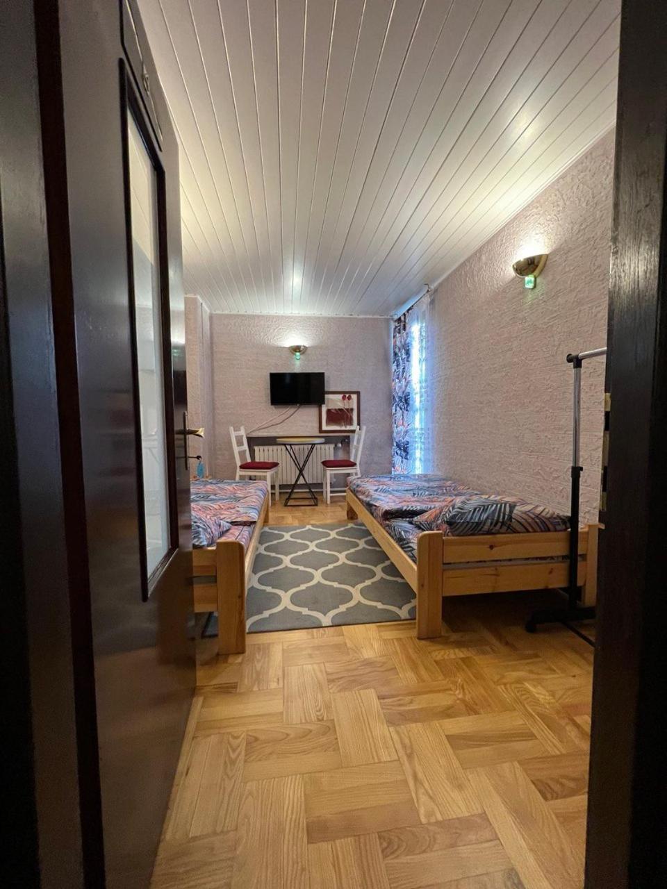 Guest House Villa Arkadia Warschau Buitenkant foto