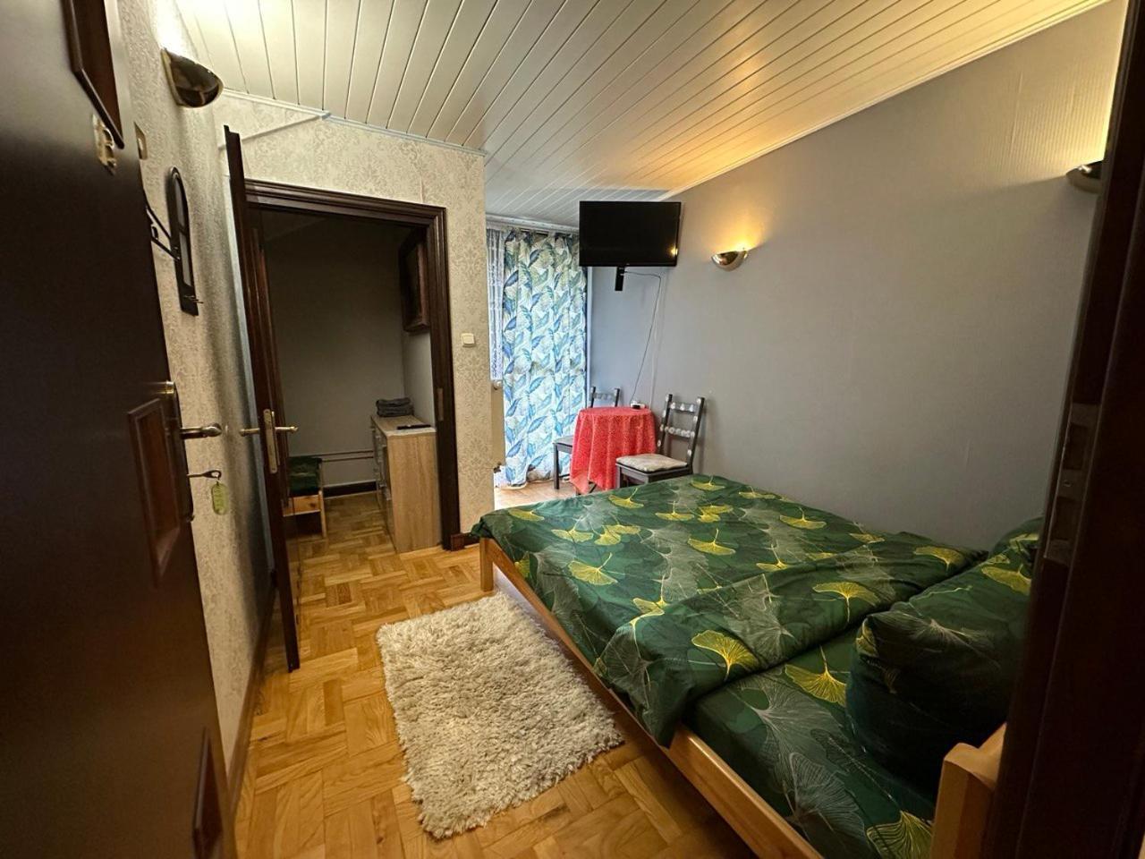 Guest House Villa Arkadia Warschau Buitenkant foto