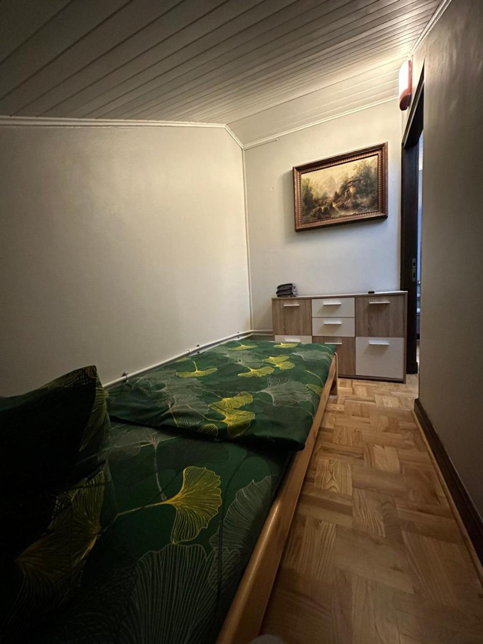 Guest House Villa Arkadia Warschau Buitenkant foto